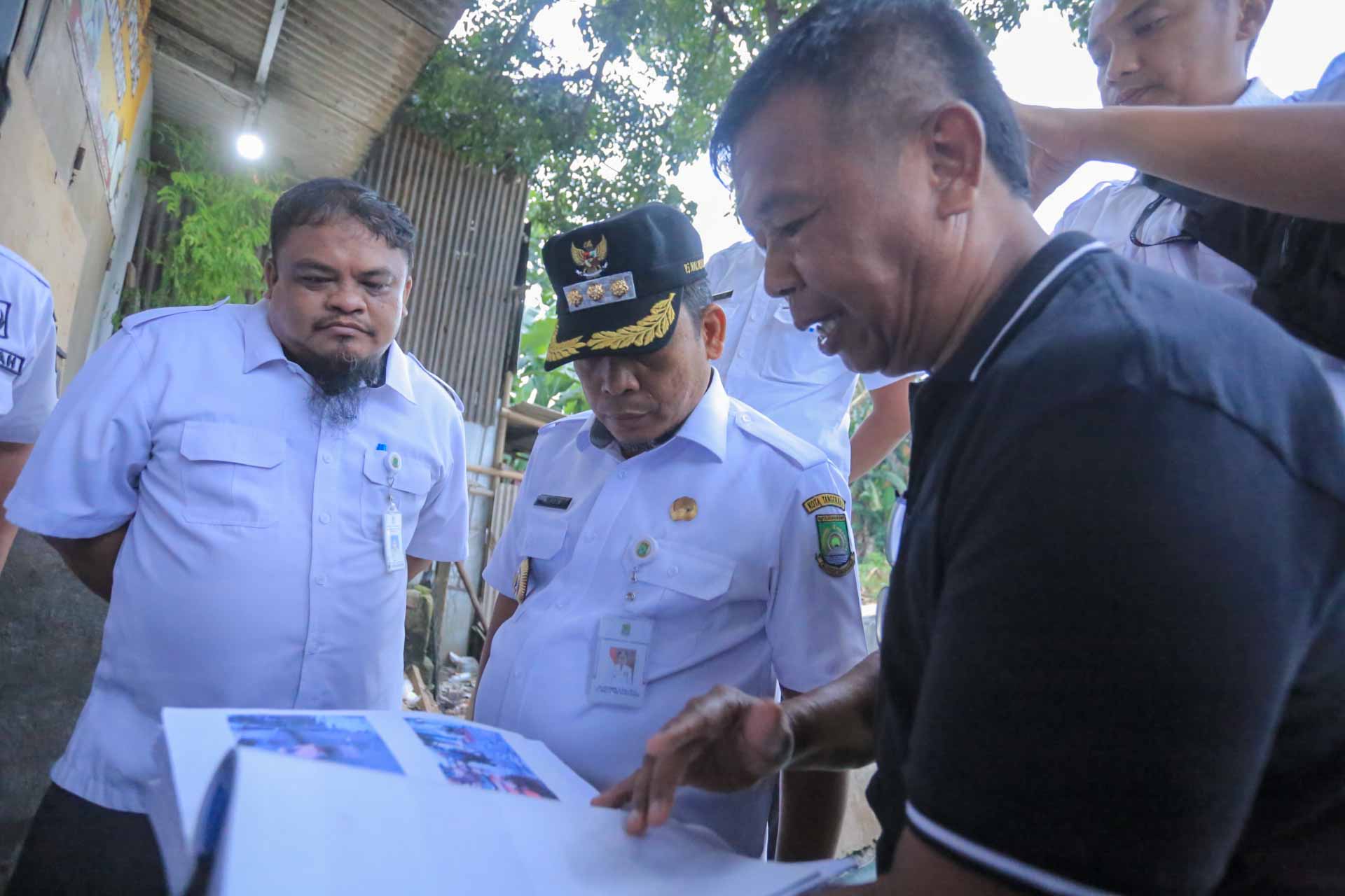 IMG-tinjau-sistem-pengendali-banjir-pj-titip-pesan-ke-warga