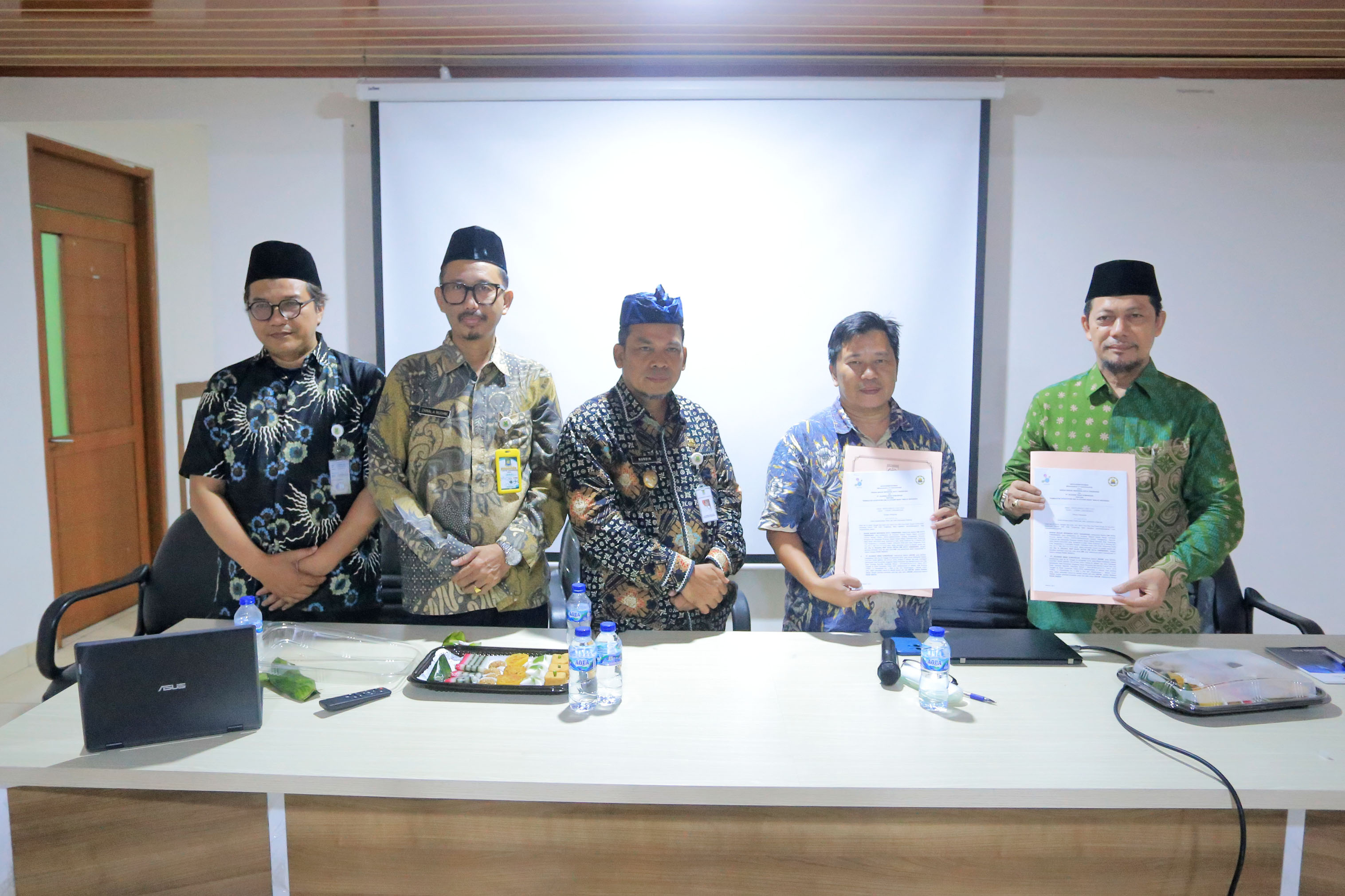 IMG-canangkan-gerakan-tangerang-cinta-masjid-dr-nurdin-jadikan-sebagai-pusat-kegiatan-dan-solusi-bagi-umat