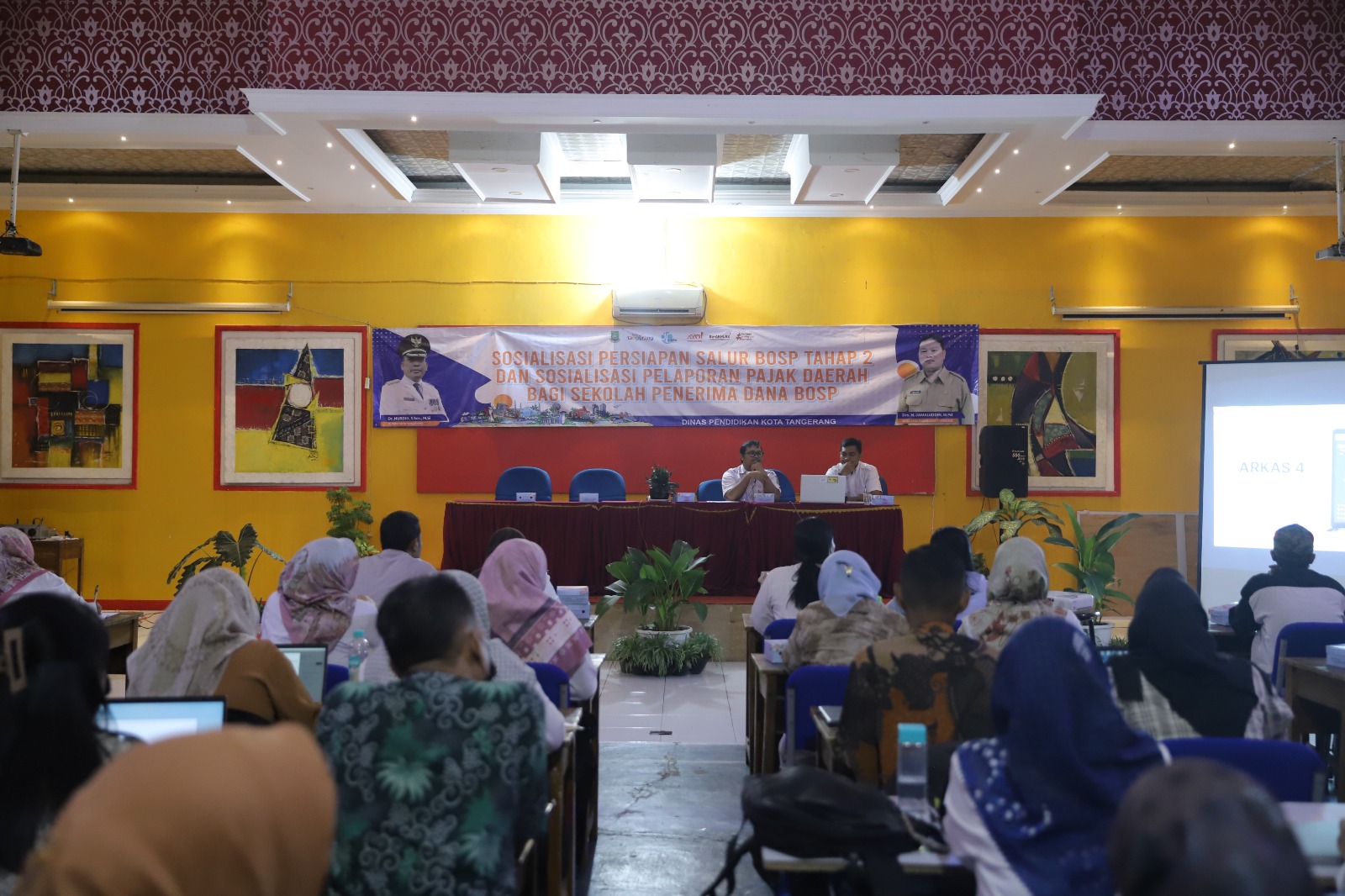 IMG-dinas-pendidikan-kota-tangerang-gelar-sosialisasi-perpajakan-bagi-smp-penerima-dana-bos