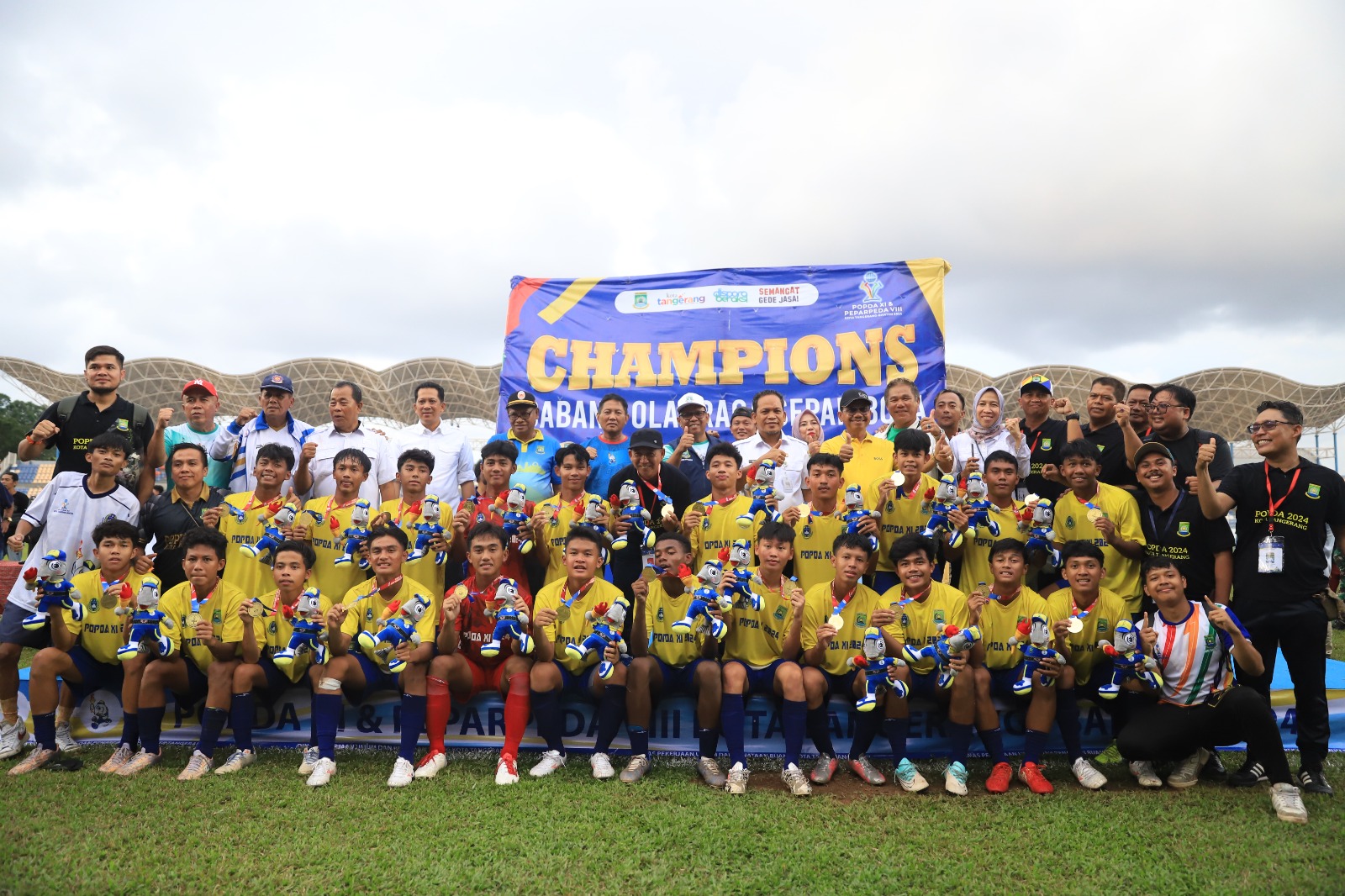 IMG-juara-tim-sepak-bola-kota-tangerang-kantongi-medali-emas-di-popda-xi-banten-2024