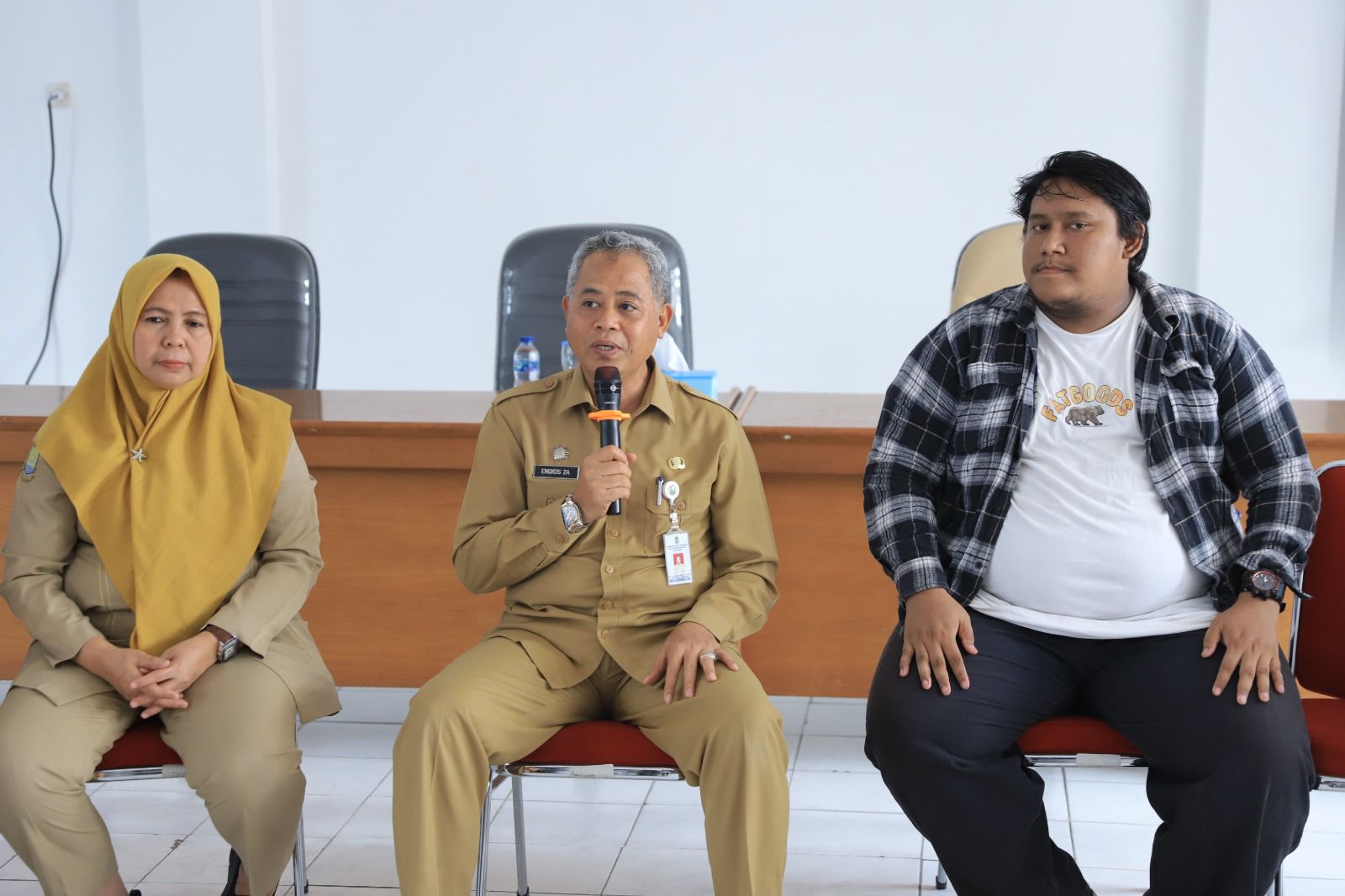 IMG-kembangkan-bakat-anak-muda-kota-tangerang-dpad-gelar-pelatihan-stand-up-comedy