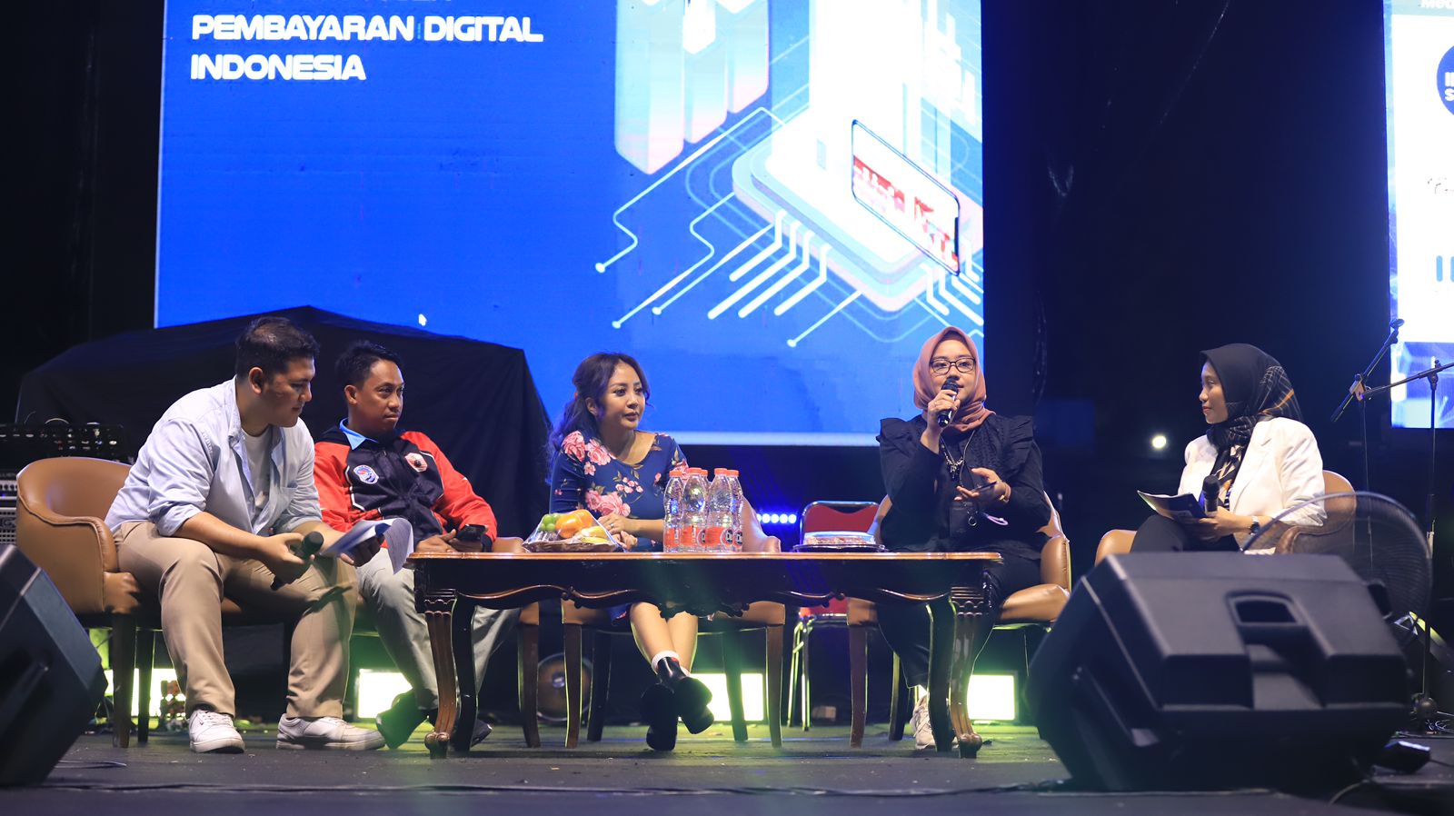 IMG-talk-show-literasi-digital-di-tangerang-digifest-vol-2-bagikan-tips-manfaatkan-medsos-dengan-maksimal