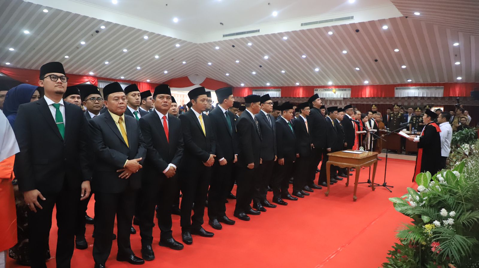 IMG-siap-kerja-jadi-wakil-rakyat-50-anggota-dprd-kota-tangerang-2024-2029-resmi-dilantik