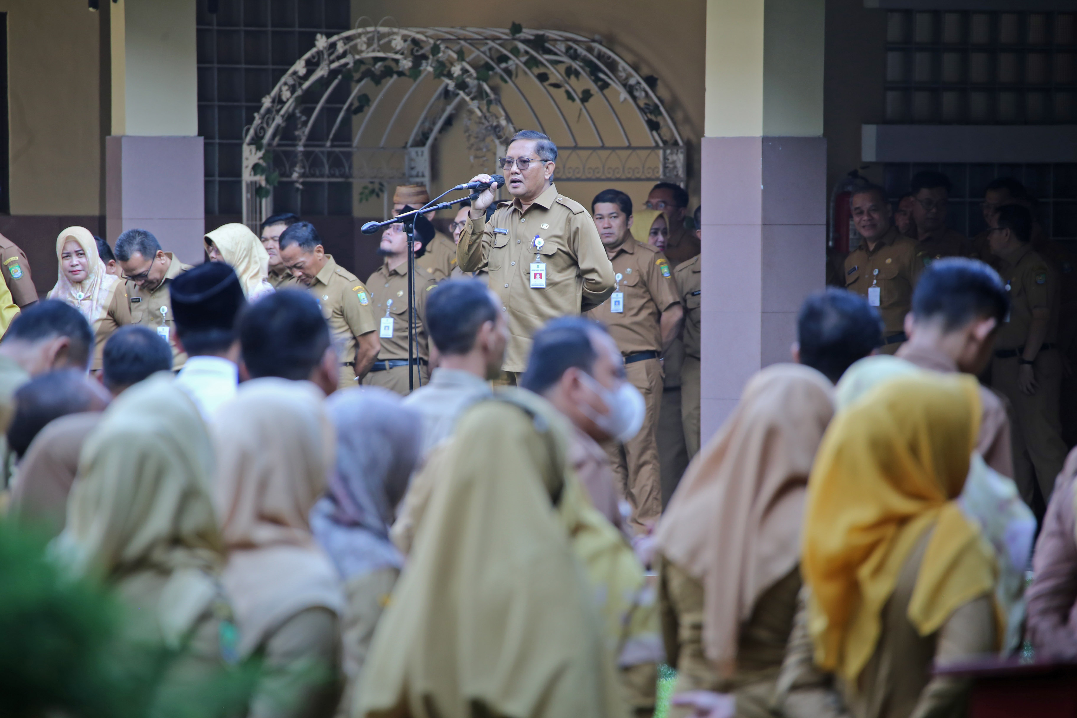 gotong-royong-aksi-kemanusiaan-sekda-ajak-warga-berdonasi-di-bulan-dana-pmi