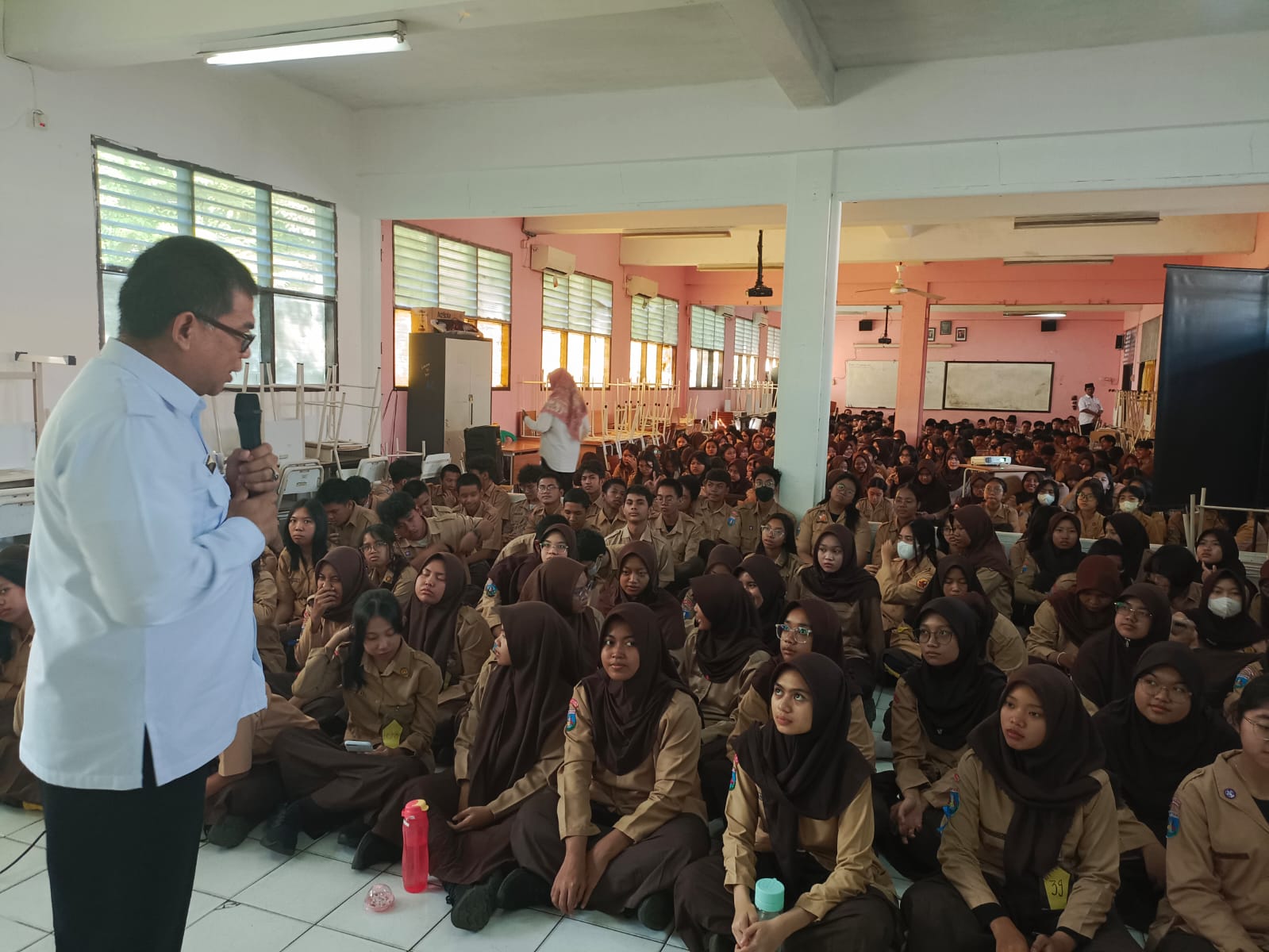 IMG-dorong-kepedulian-lingkungan-pemkot-tangerang-apresiasi-lokakarya-p5-di-sman-1