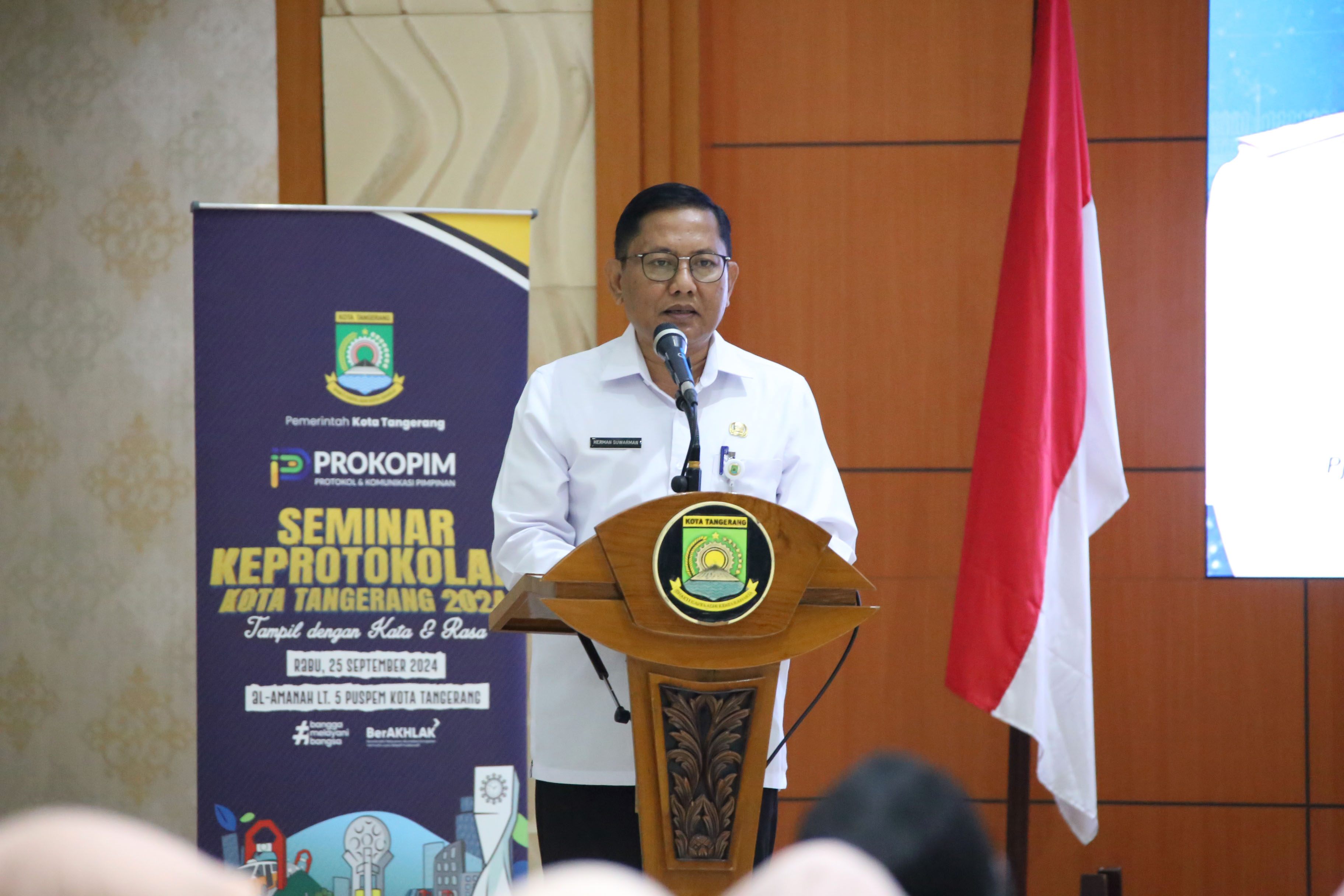 IMG-pemkot-selenggarakan-seminar-keprotokolan-sekda-keprotokolan-cerminkan-kualitas-pelayanan-ke-masyarakat