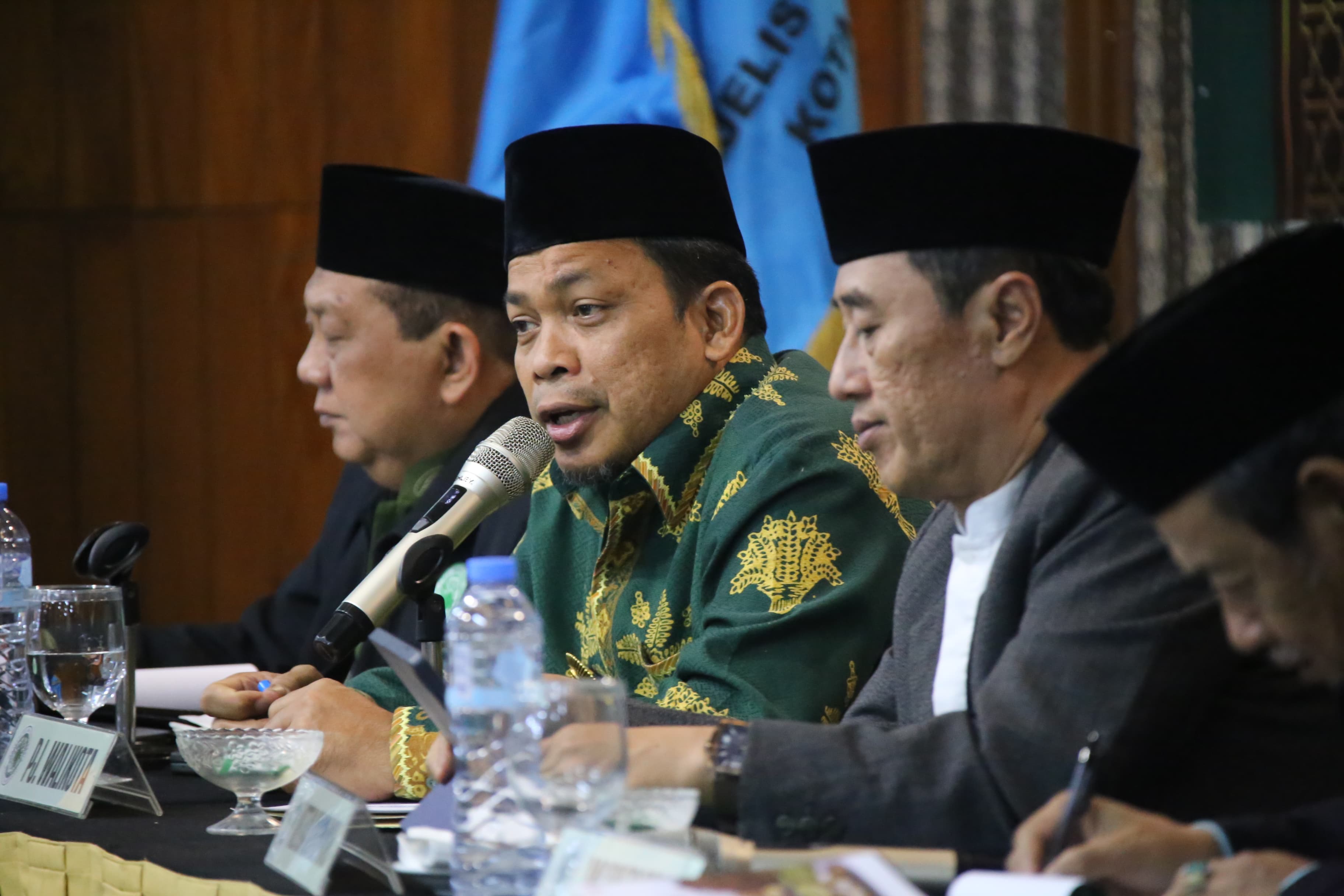 IMG-hadiri-mukerda-mui-dr-nurdin-paparkan-komitmen-pemkot-dalam-wujudkan-masyarakat-berakhlakul-karimah