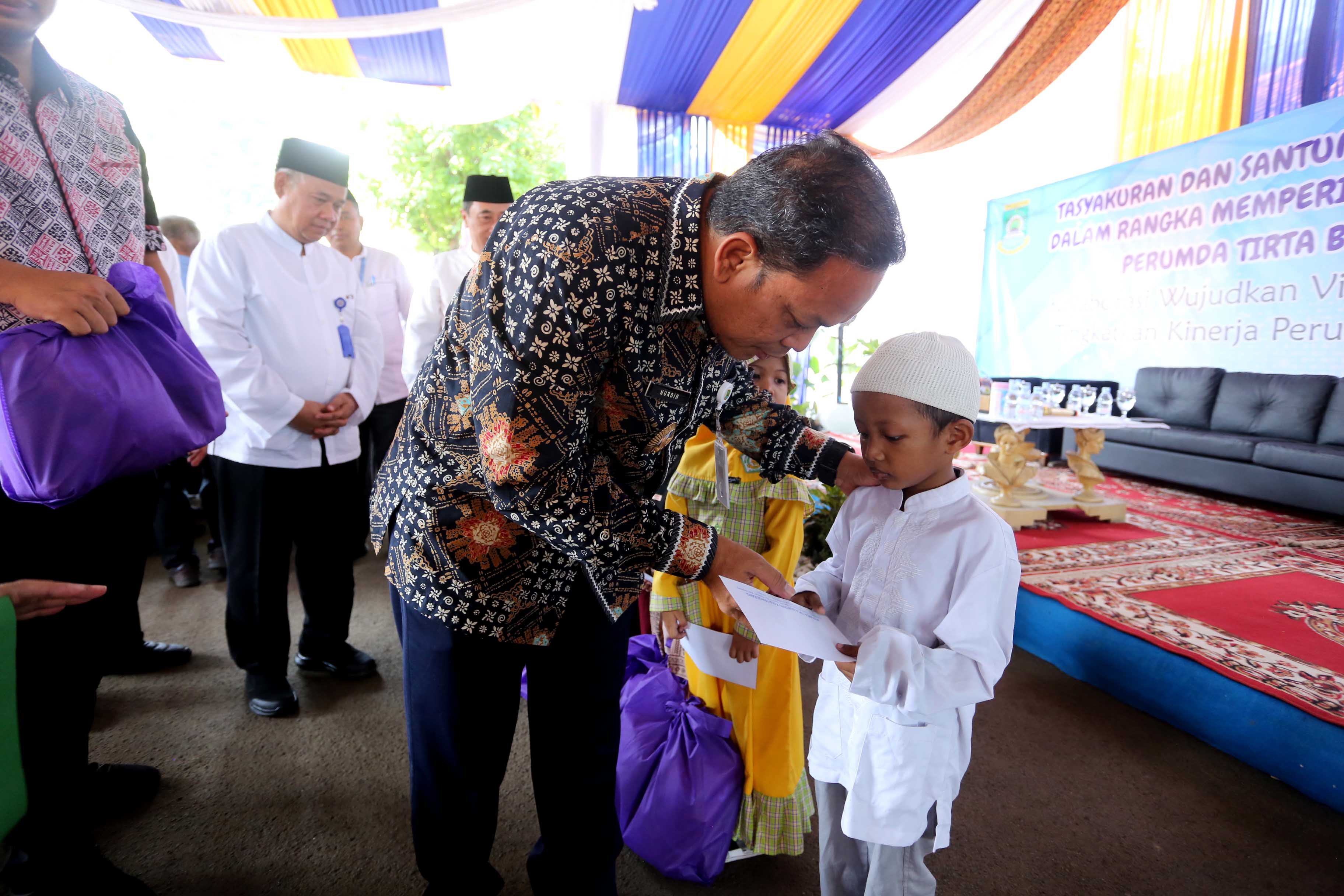 peringati-hut-ke-29-perumda-tb-dr-nurdin-minta-lebih-inovatif