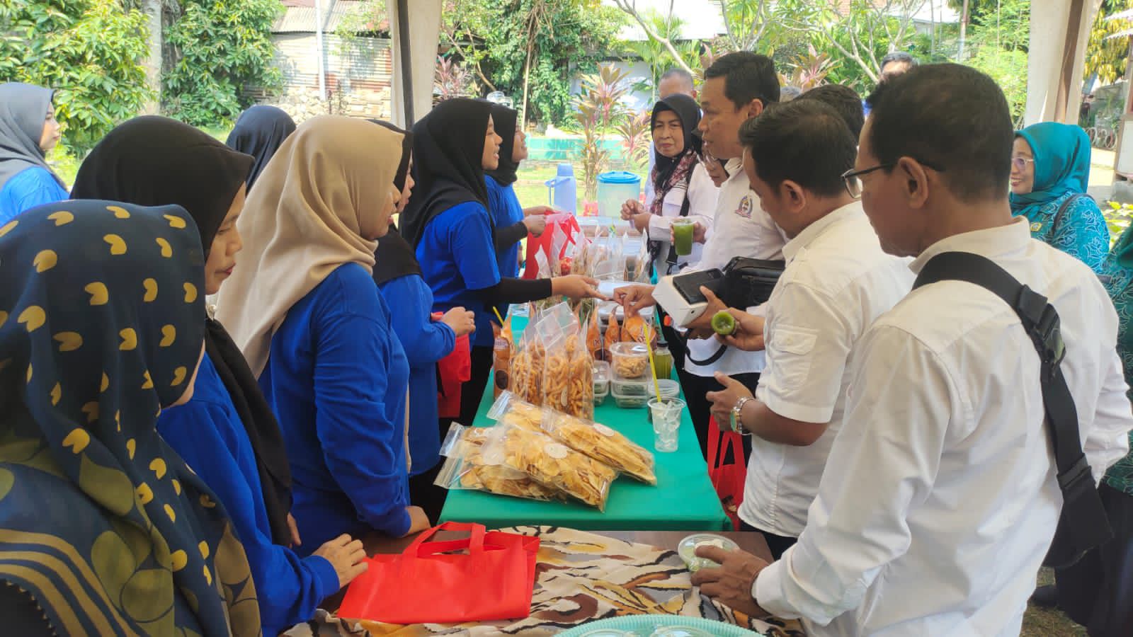 kampung-pakcoy-karawaci-kota-tangerang-terima-kunjungan-studi-tiru-pemkot-balikpapan