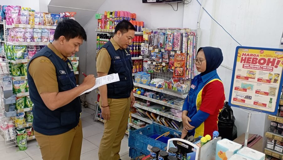 IMG-pemkot-tangerang-sidak-pengawasan-barang-dalam-keadaan-terbungkus-di-minimarket