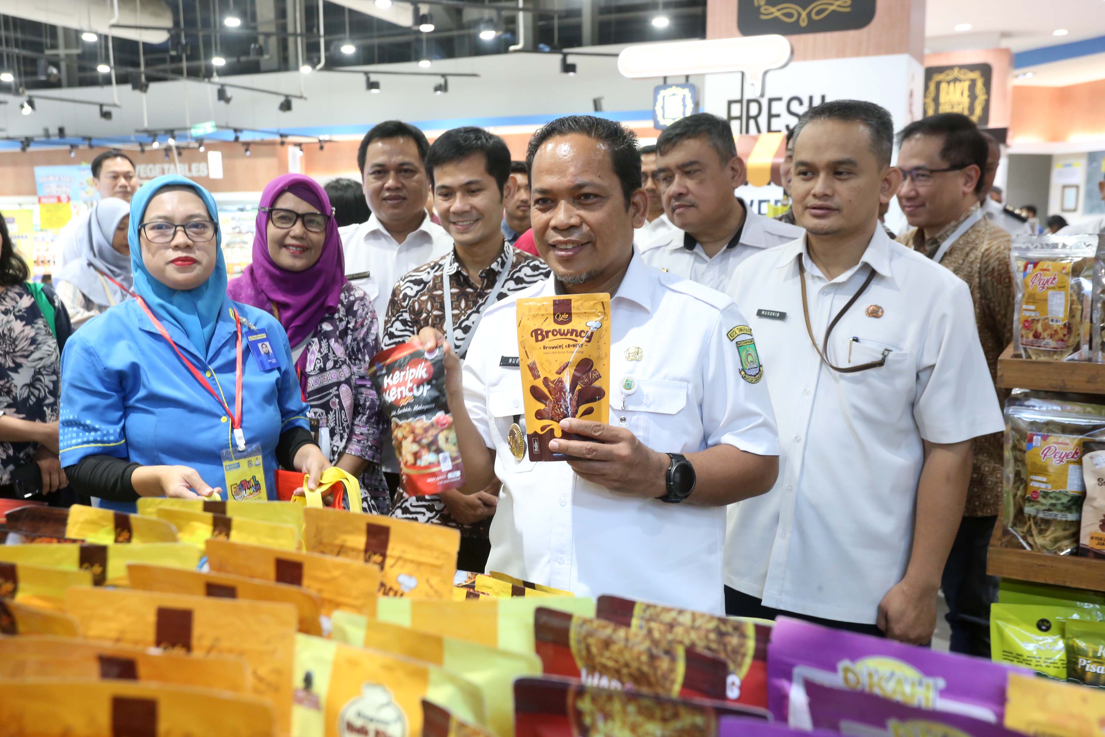 perluas-eksistensi-dan-akses-pasar-pemkot-hypermart-gelar-festival-umkm-dan-bazar-kuliner