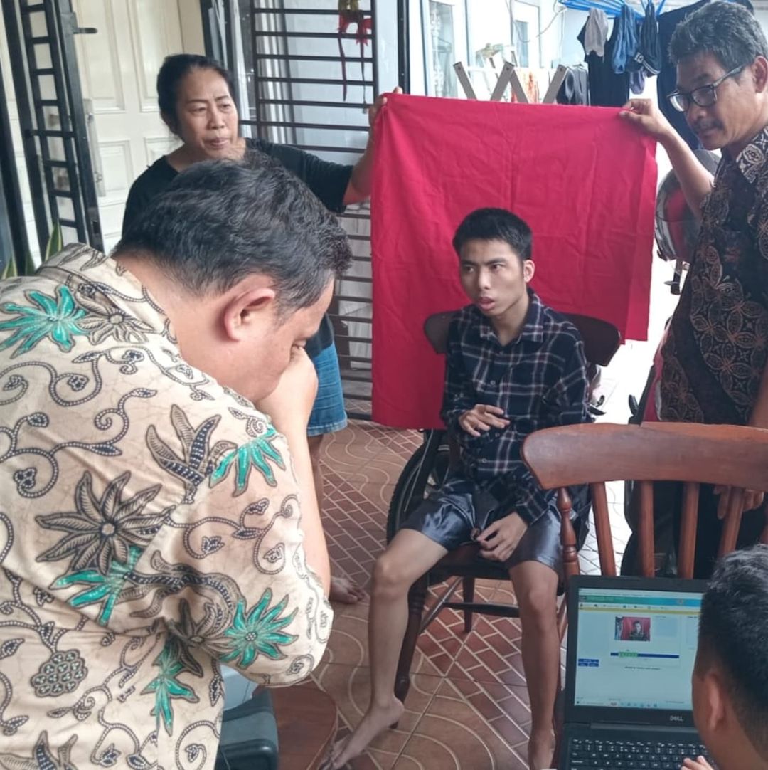 tingkatkan-inklusivitas-kecamatan-karawaci-lakukan-giat-pelayanan-prima-ktp-el