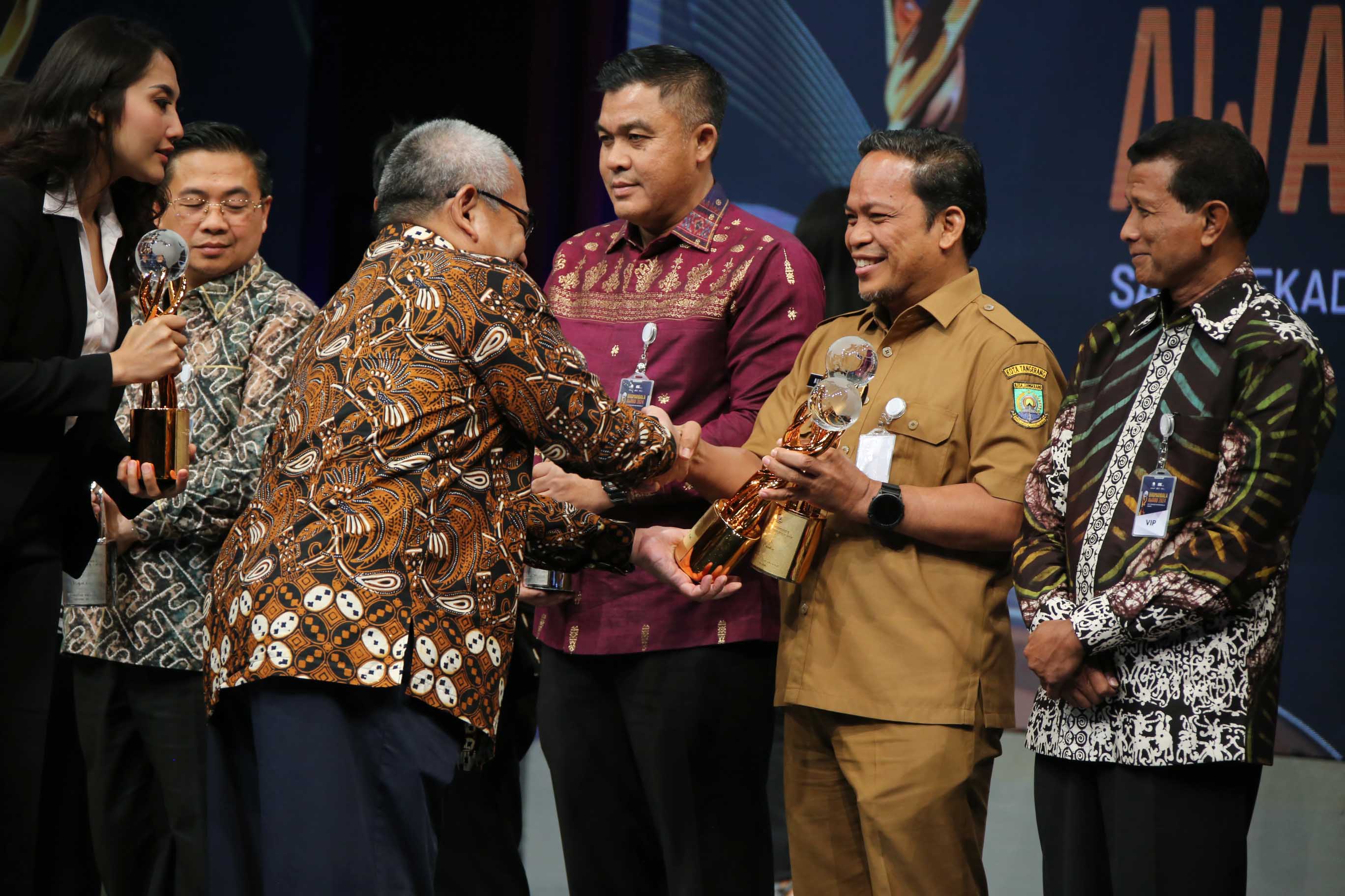 terbaik-dalam-pemanfaatan-jaringan-pemkot-sabet-dua-award-dari-big