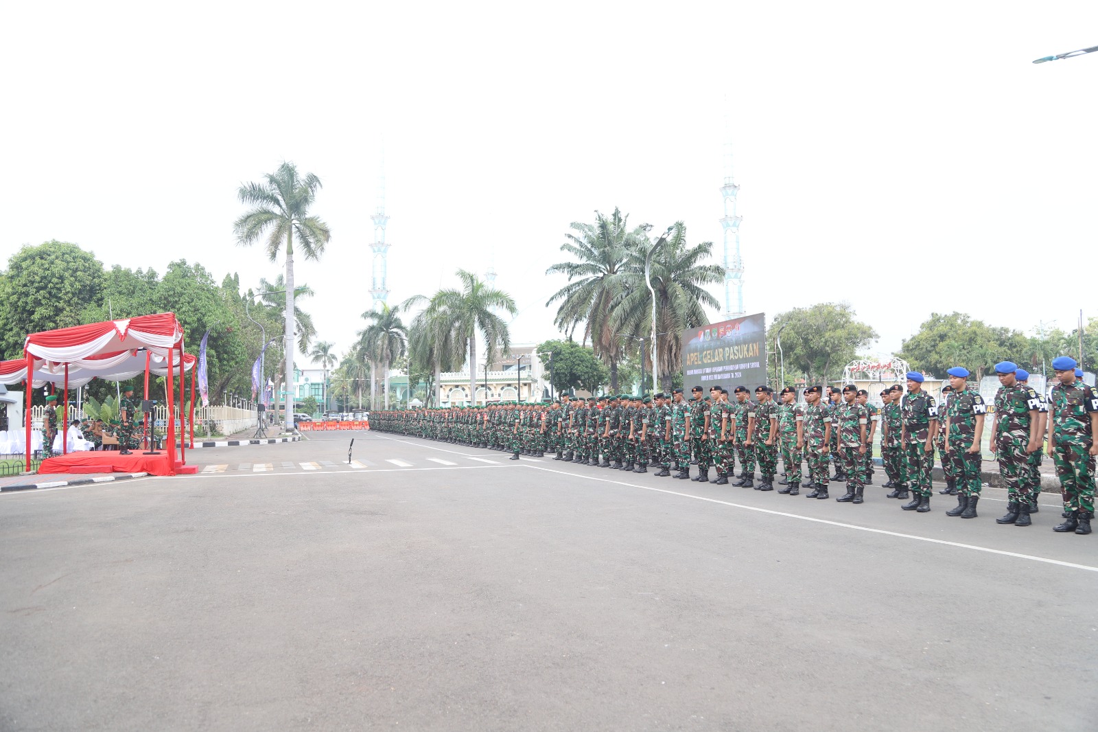 korem-052-wijayakrama-apel-gelar-pasukan-pengamanan-pilkada-kota-tangerang-2024