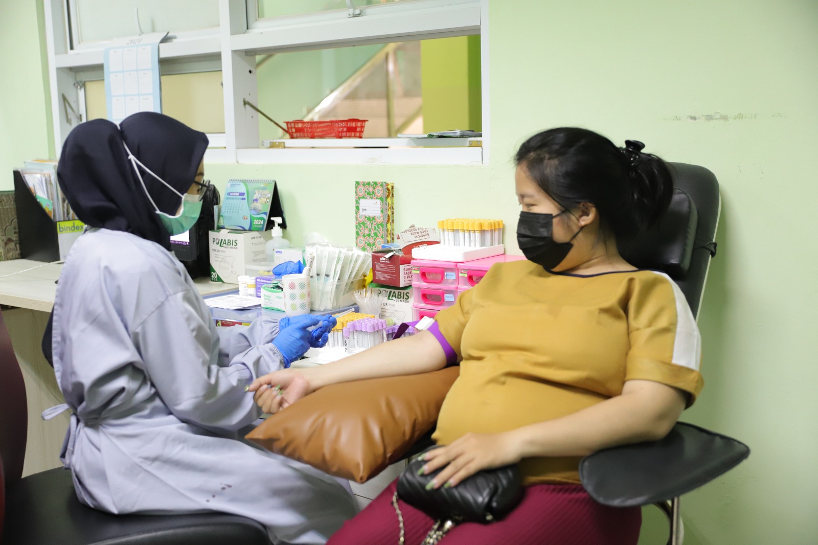 IMG-melihat-layanan-tenofovir-di-puskesmas-kota-tangerang-cegah-penularan-virus-hepatitis-b-ke-bayi