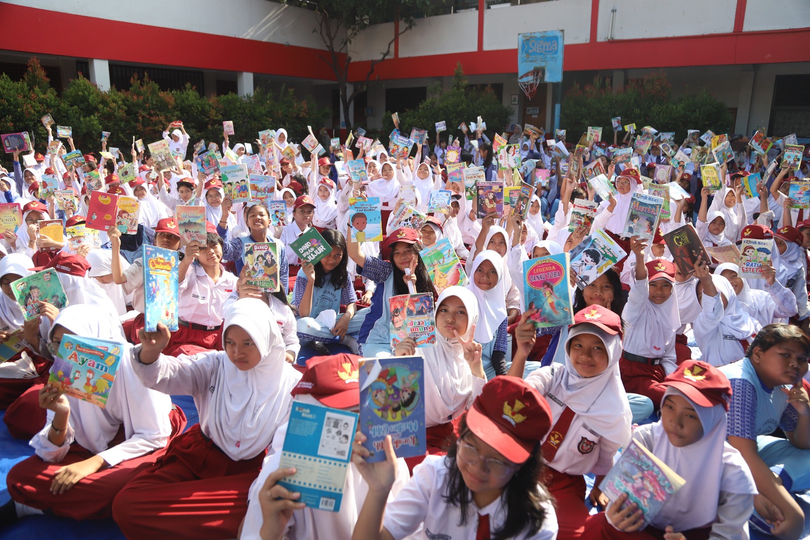 dpad-sasar-sdn-06-tangerang-dalam-program-dunia-literasi-anak-durian