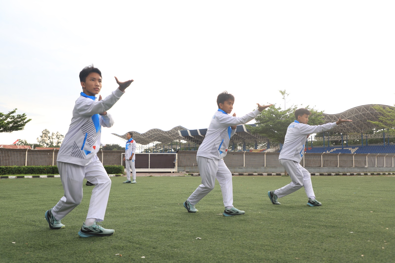 melihat-persiapan-fadly-dan-bagas-pesilat-kota-tangerang-yang-wakili-indonesia-di-abu-dhabi-5th-world-junior-pencak-silat-championship