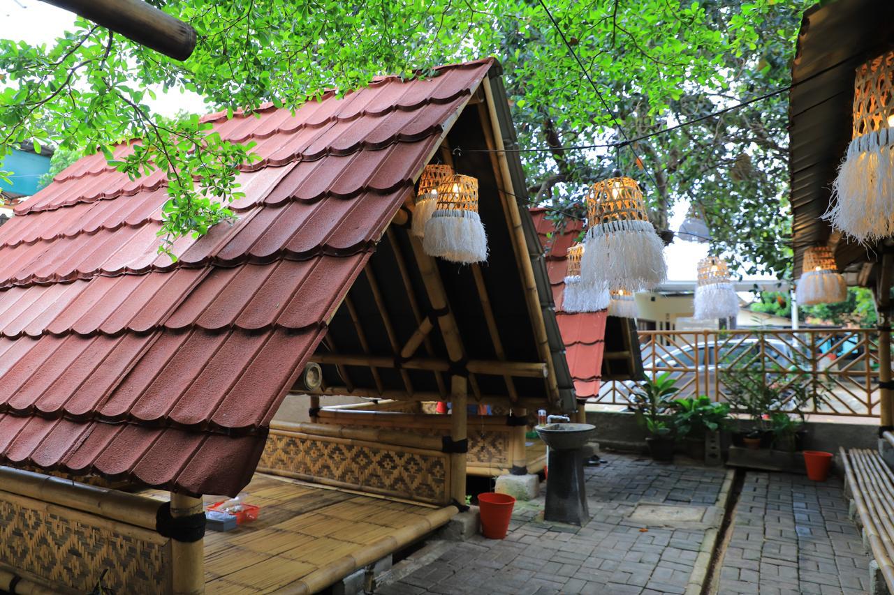 sajian-tradisional-ala-saung-nyonyah-ciledug-surganya-kuliner-betawi-autentik-di-kota-tangerang