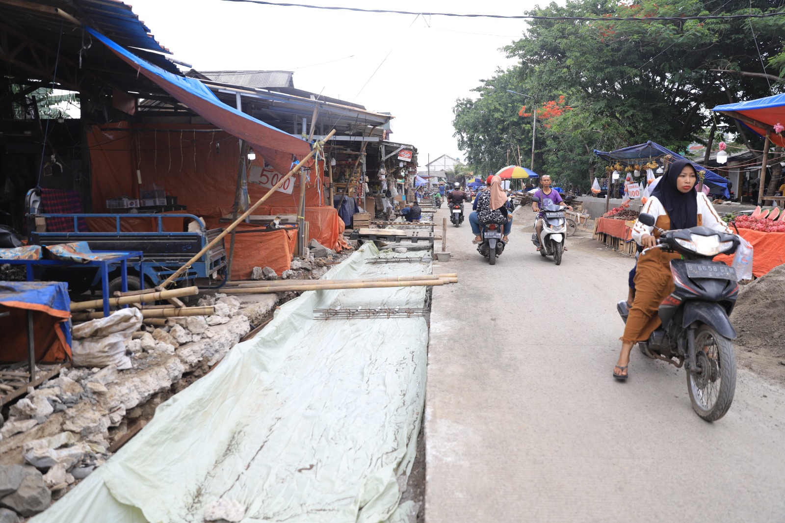 jelang-akhir-tahun-pemkot-tangerang-pastikan-pembangunan-infrastruktur-kawasan-jalan-irigasi-sipon-hampir-rampung