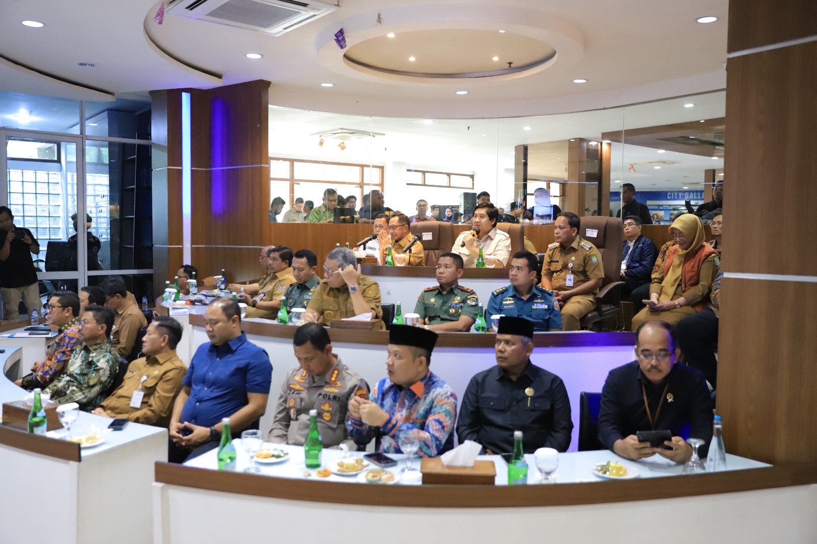 saksikan-pbg-maksimal-10-jam-selesai-kota-tangerang-menteri-pkp-sebut-sejarah-baru-pelayanan-publik-di-indonesia