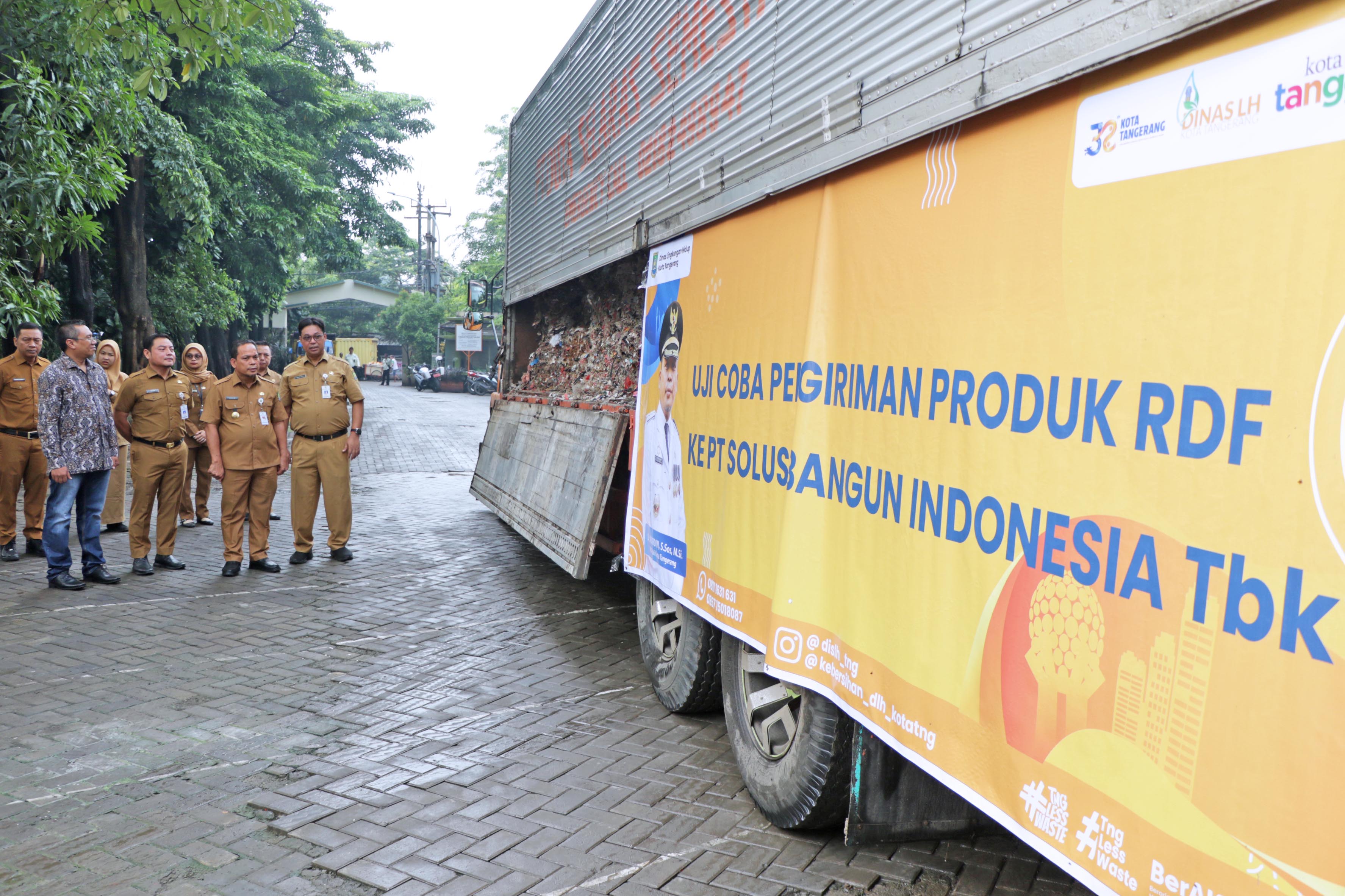 rdf-produksi-pemkot-tangerang-diakui-terbaik-15-ton-bahan-bakar-didistribusikan-ke-pt-sbi