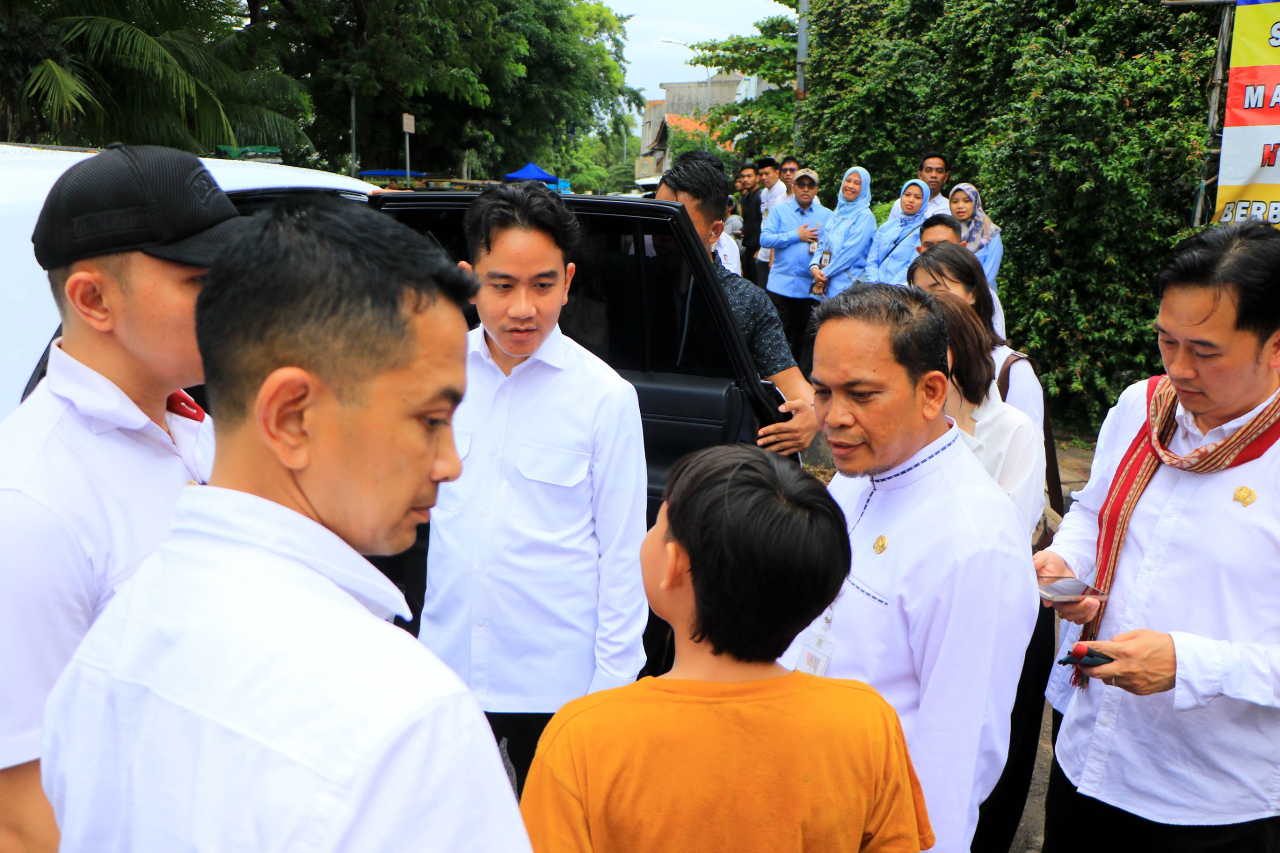 sempat-minta-sekolah-ke-gibran-ahmad-difasilitasi-sekolah-gratis-oleh-pemkot-tangerang