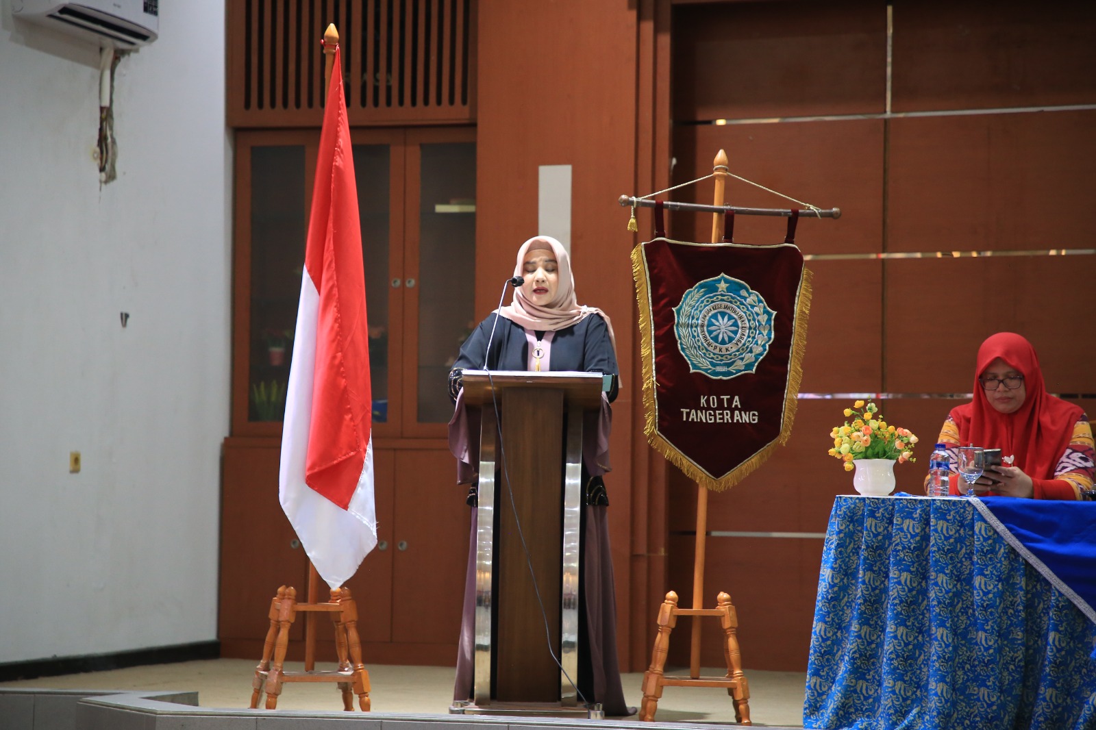 IMG-tp-pkk-kota-tangerang-gelar-pengajian-isra-mikraj-dengan-menghadirkan-penceramah-ustaz-pantun