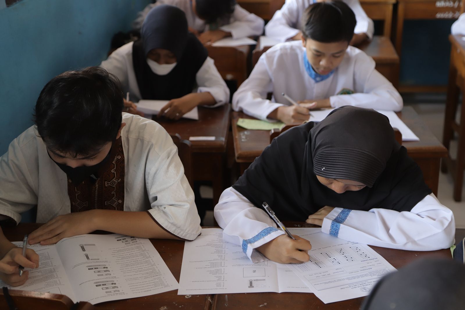 dinas-pendidikan-pastikan-sekolah-di-kota-tangerang-siap-ikuti-ujian-nasional-versi-baru