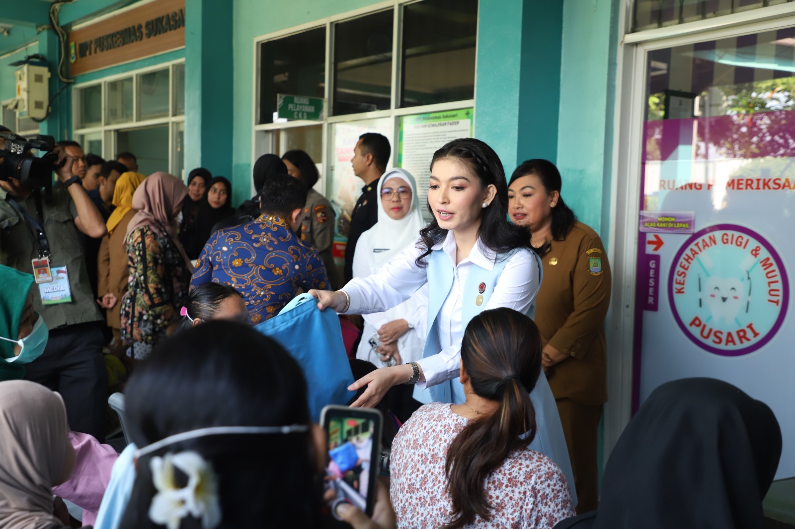 kunjungi-puskesmas-sukasari-kota-tangerang-selvi-ananda-terus-tingkatkan-pelayanan