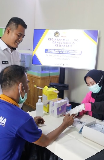 sasar-413-warga-binaan-dinkes-kota-tangerang-berikan-layanan-mobile-vct-di-lapas-pemuda