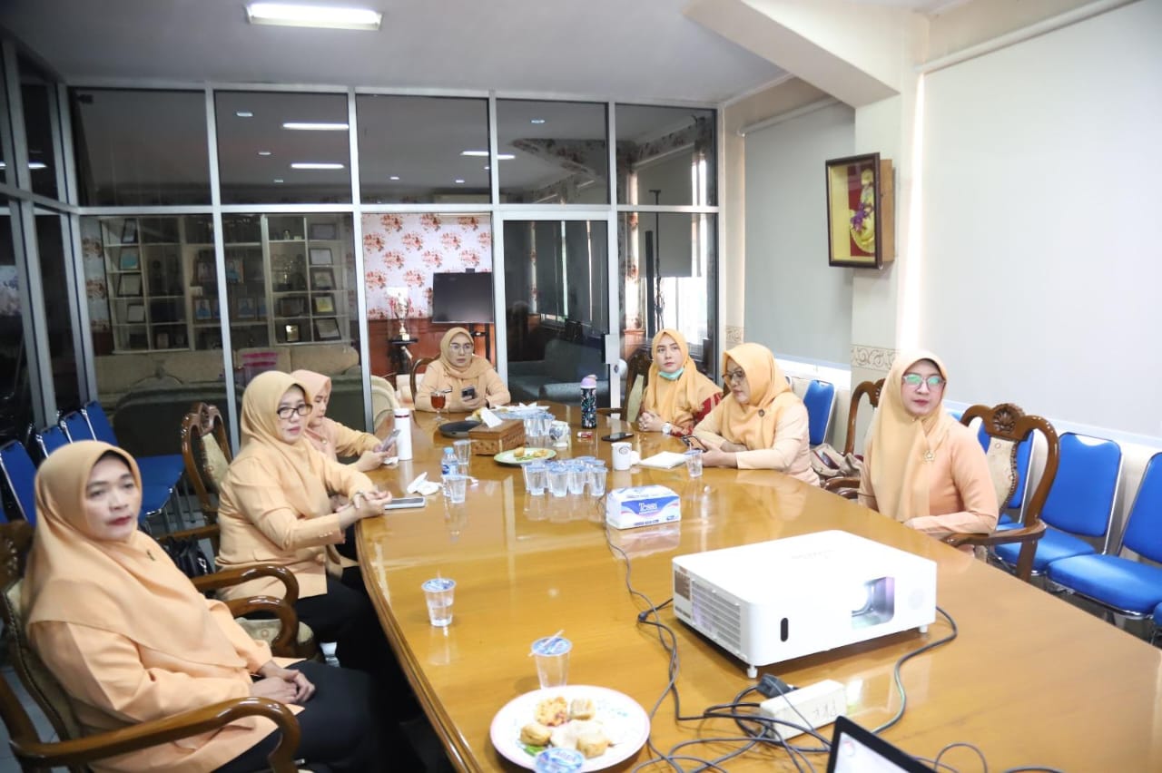 hadiri-pelantikan-secara-daring-dwp-kota-tangerang-siap-jalankan-program