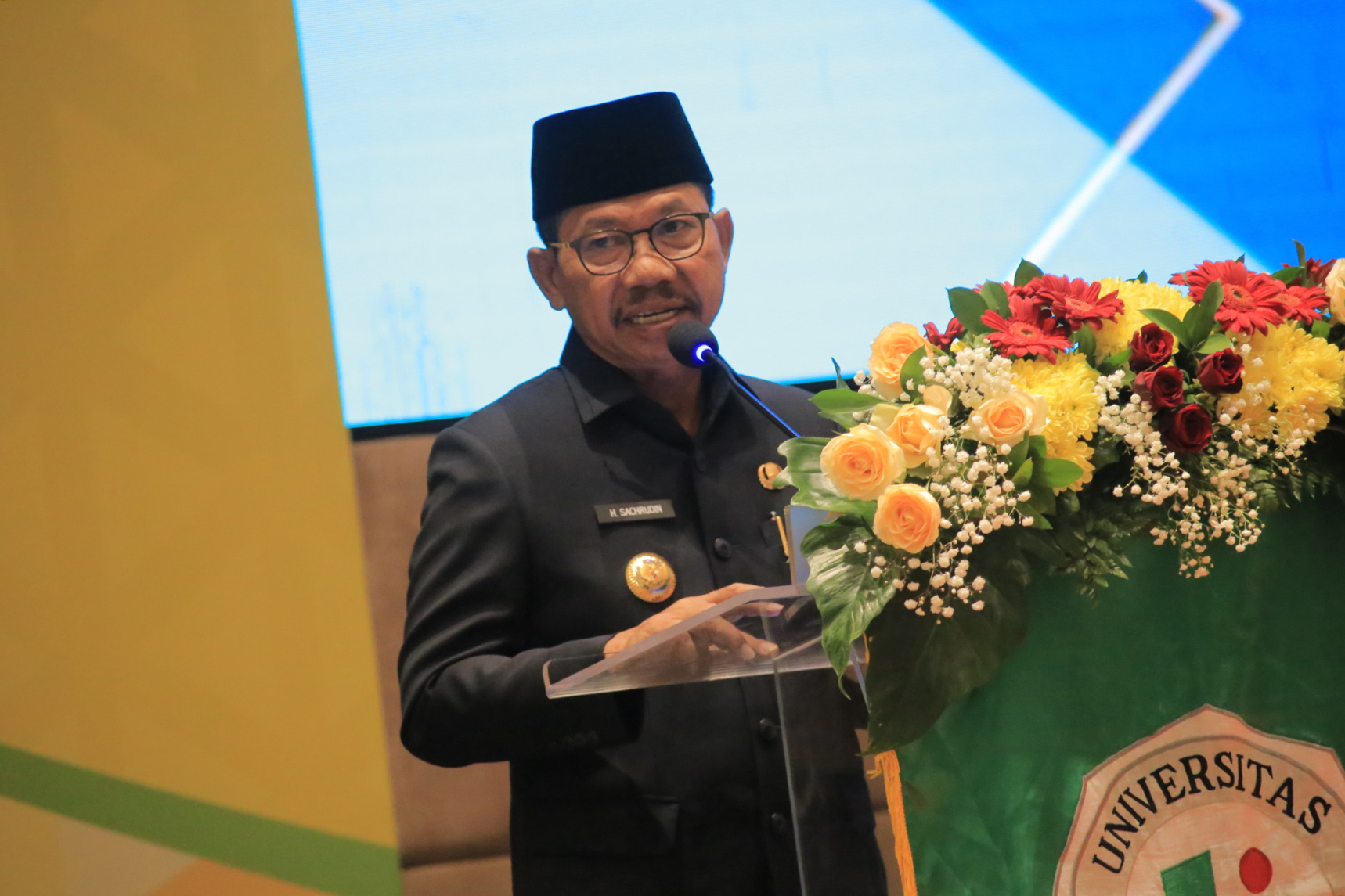 hadiri-wisuda-sachrudin-ajak-para-lulusan-jadi-duta-kemajuan-kota