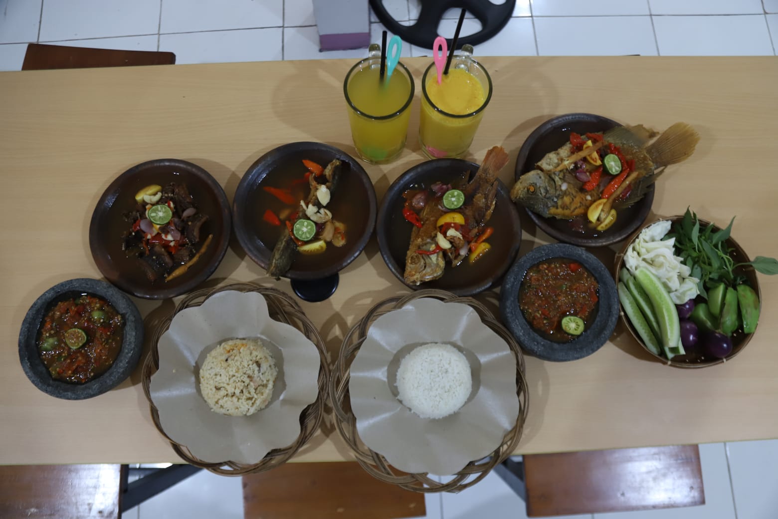 sensasi-pedas-autentik-nusantara-cuma-di-dapur-sambel-seruit-by-prima-sera-kota-tangerang