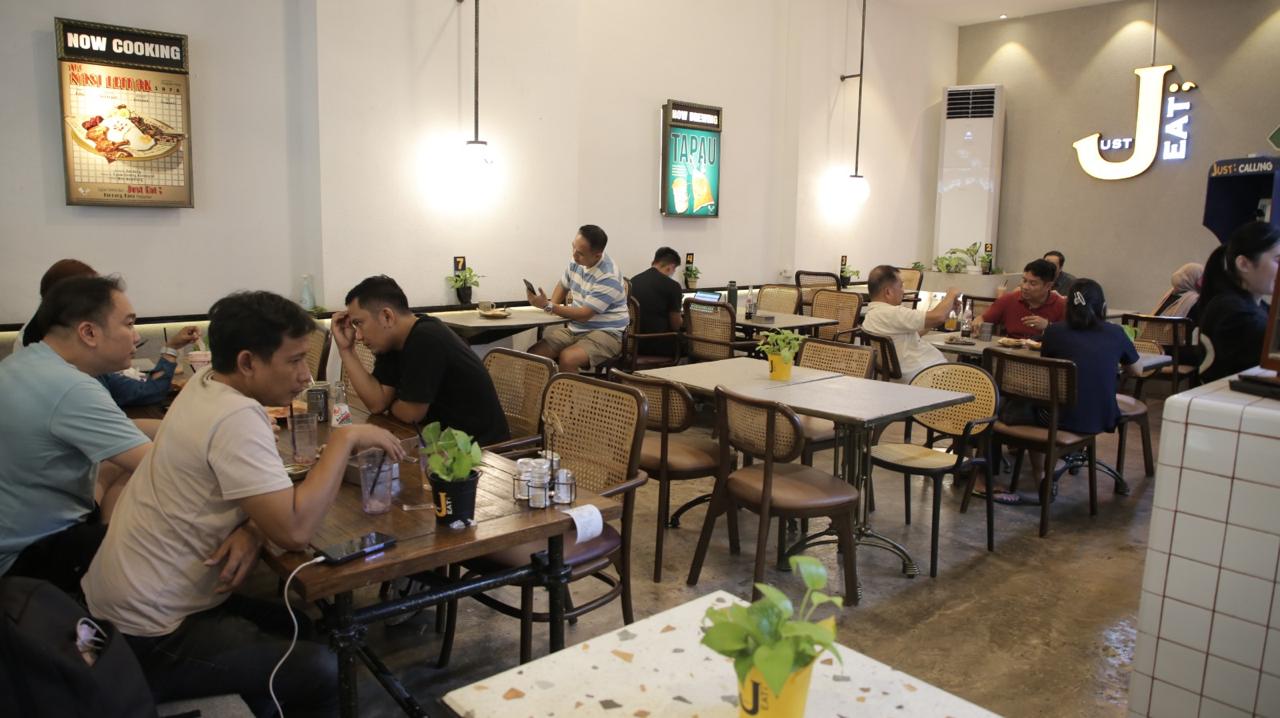 just-eat-kota-tangerang-warkop-modern-dengan-konsep-kekinian