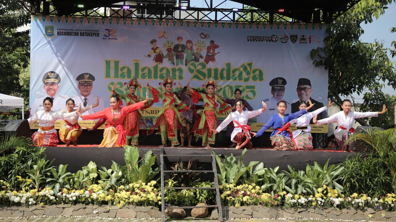 IMG-lestarikan-kesenian-tradisional-pembukaan-hajatan-budaya-batuceper-kota-tangerang-berjalan-meriah