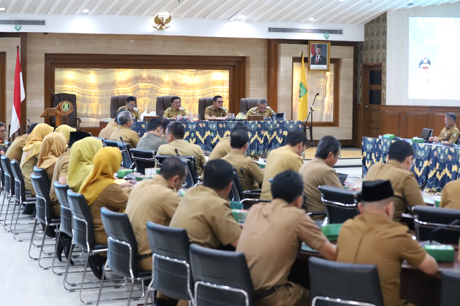 rapat-evaluasi-bulanan-kewilayahan-pemkot-tangerang-fokus-tingkatkan-mitigasi-banjir