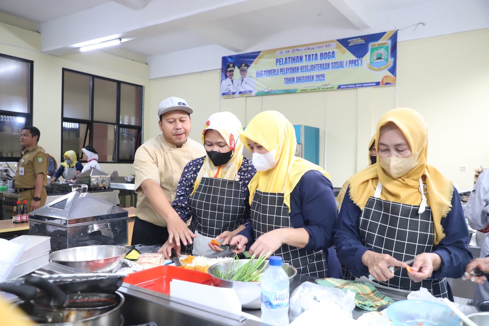 dukung-pemberdayaan-pemkot-tangerang-fasilitasi-pelatihan-tata-boga-bagi-warga-rentan-sosial
