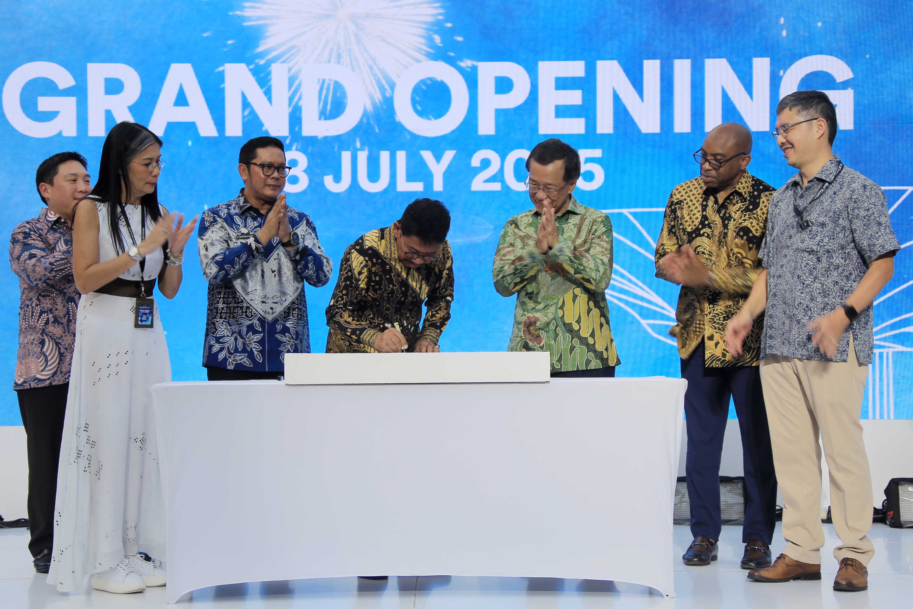 sachrudin-resmikan-jpo-kota-tangerang-kian-diperhitungkan-dalam-peta-investasi-global