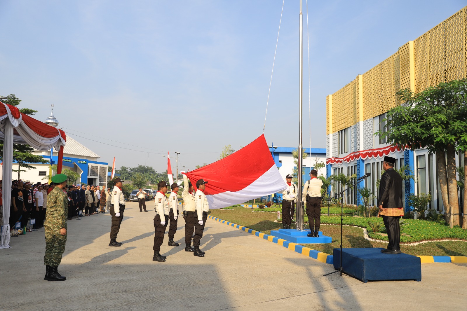 sinergi-di-hari-kemerdekaan-bumd-kota-tangerang-perkuat-pelayanan-publik