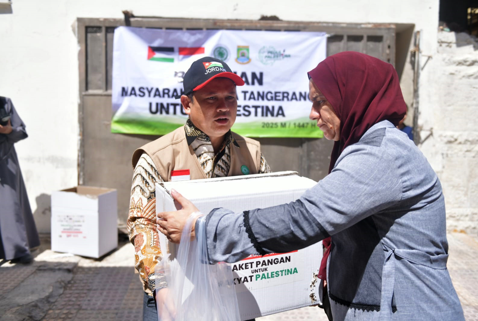 dari-kota-tangerang-untuk-palestina-rp2-miliar-tersalurkan-sachrudin-bukti-solidaritas-tanpa-batas