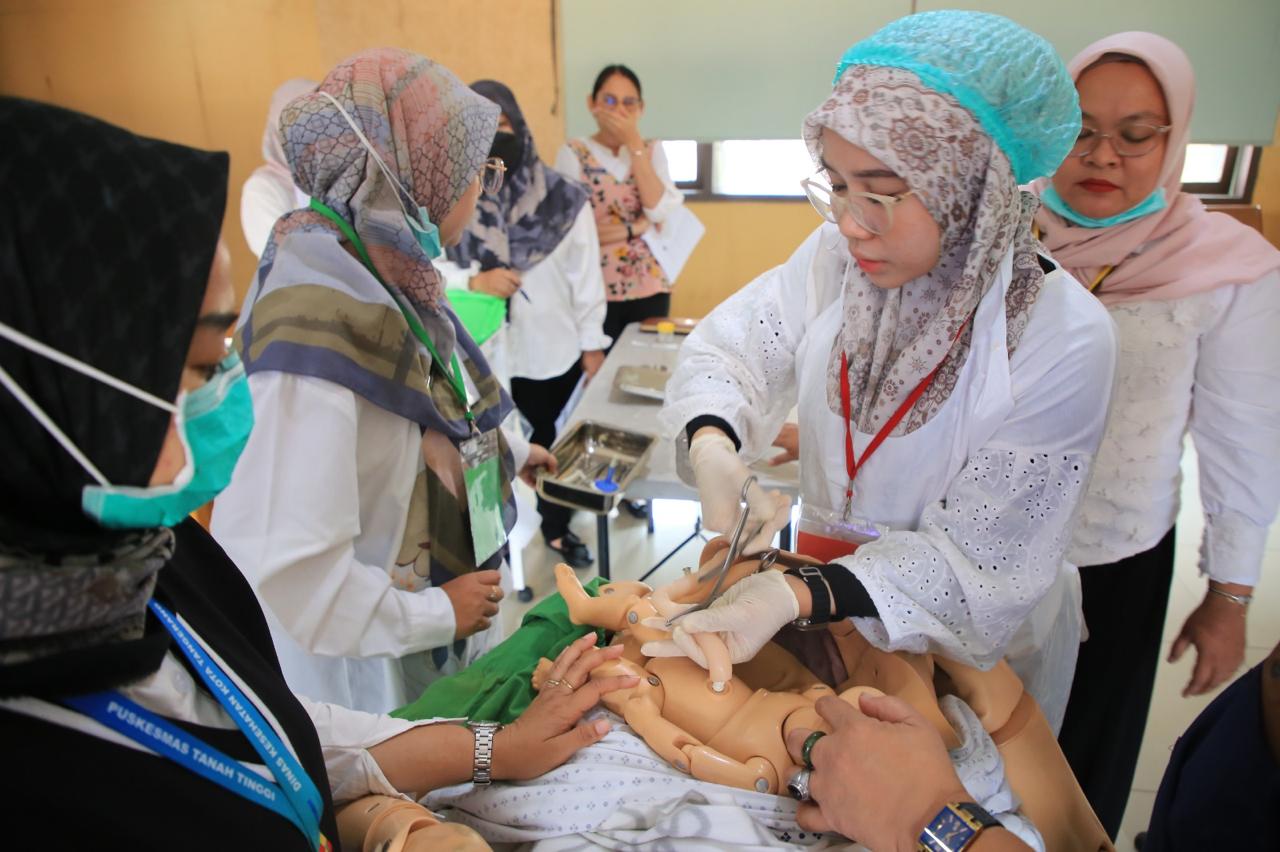 tingkatkan-pelayanan-kesehatan-ibu-dan-anak-dinkes-kota-tangerang-gelar-pelatihan-bidan
