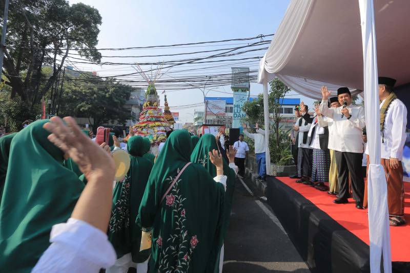 Lepas Arak Arakan Perahu Maulid Arief Ingin Khazanah Budaya Islam