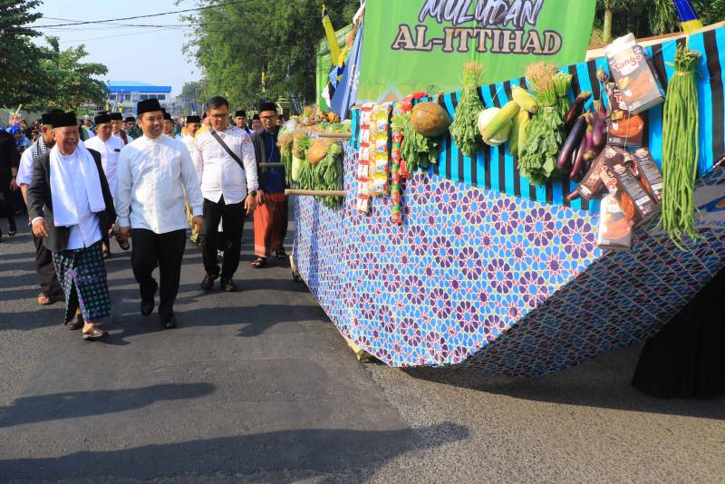 Lepas Arak Arakan Perahu Maulid Arief Ingin Khazanah Budaya Islam