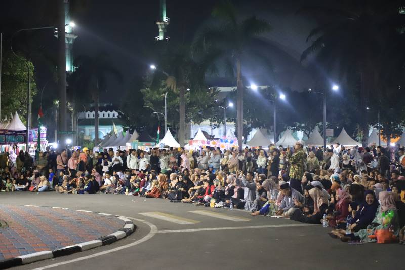 Ribuan warga menghadiri Festival Maulid Kota Tangerang 2023