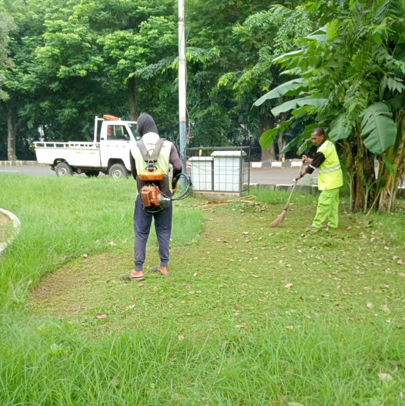 Pemkot Tangerang Buka Layanan Gratis Potong Rumput Lokasi Salat Idulfitri