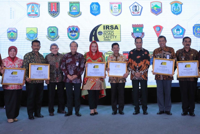 Raih Penghargaan IRSA 2018, Kota Tangerang Jadi Pelopor Kendaraan Yang ...