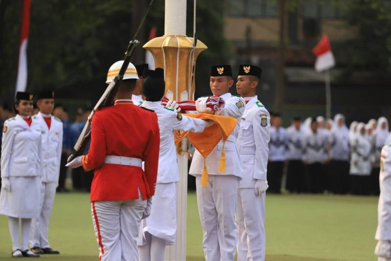 Upacara Penurunan Bendera Merah Putih Di Kota Tangerang Berjalan Lancar