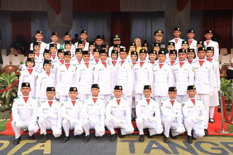 Upacara Penurunan Bendera Merah Putih Di Kota Tangerang Berjalan Lancar 1521